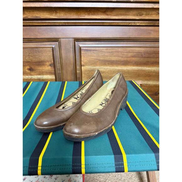 Fly London Women's Brown Leather Round Toe Wedge Comfort Shoes Size 40 / 9 - Picture 1 of 7